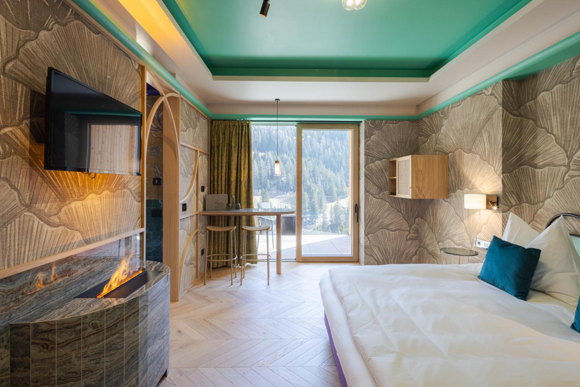 Latemar - Hotel Suites Spa Сорага Екстер'єр фото