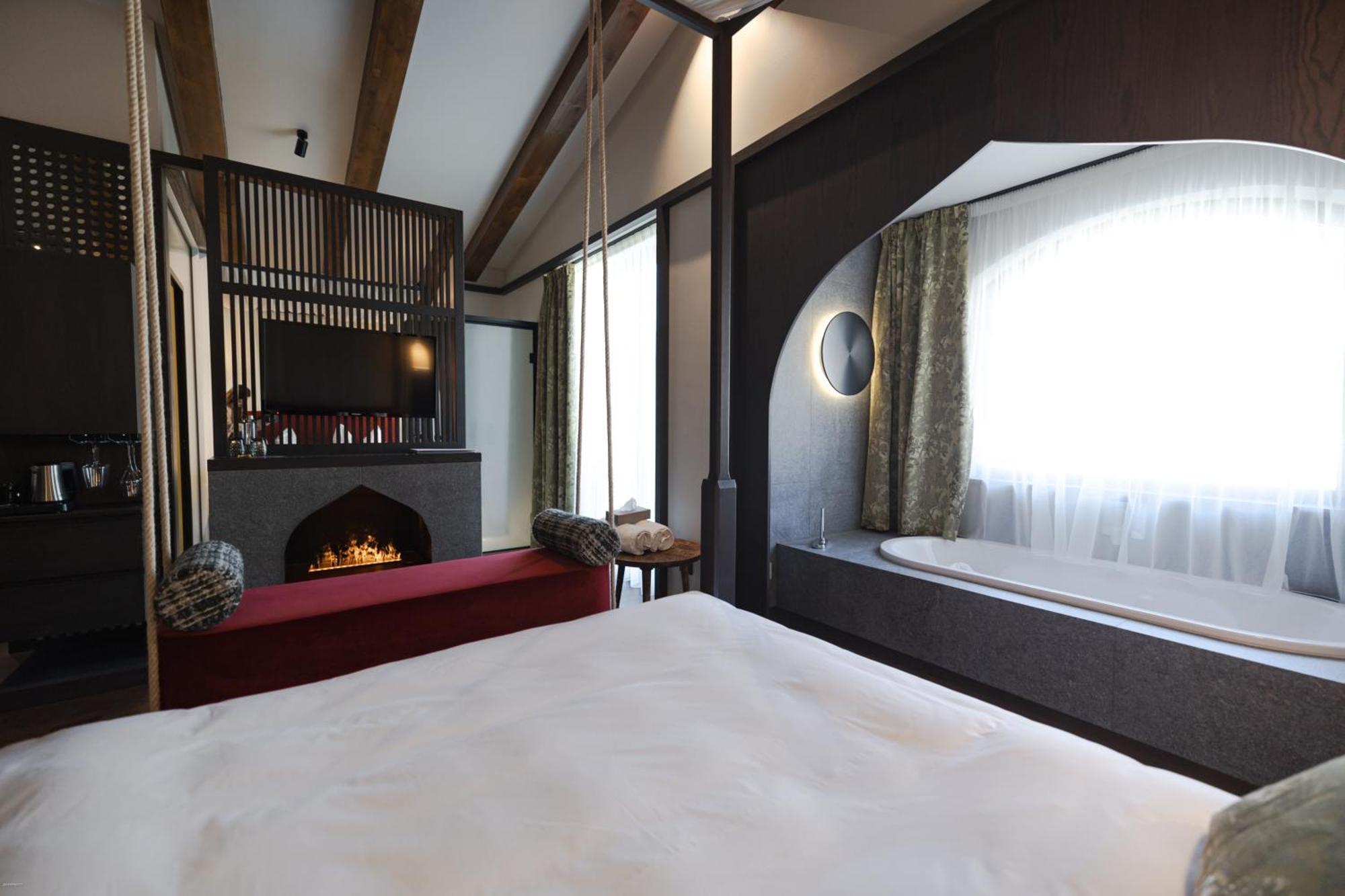 Latemar - Hotel Suites Spa Сорага Екстер'єр фото