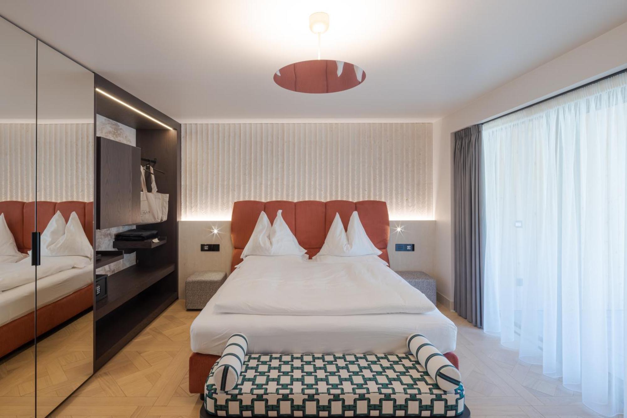 Latemar - Hotel Suites Spa Сорага Екстер'єр фото